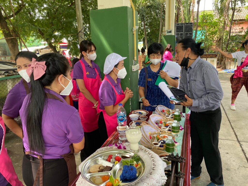 กิจกรรม “ตลาดเขียว แบ่งปันความสุข”