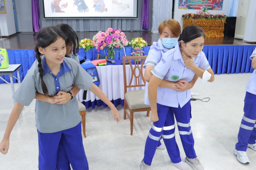 เข้าร่วมโครงการปฐมพยาบาลเบื้องต้น CPR กู้ชีพ