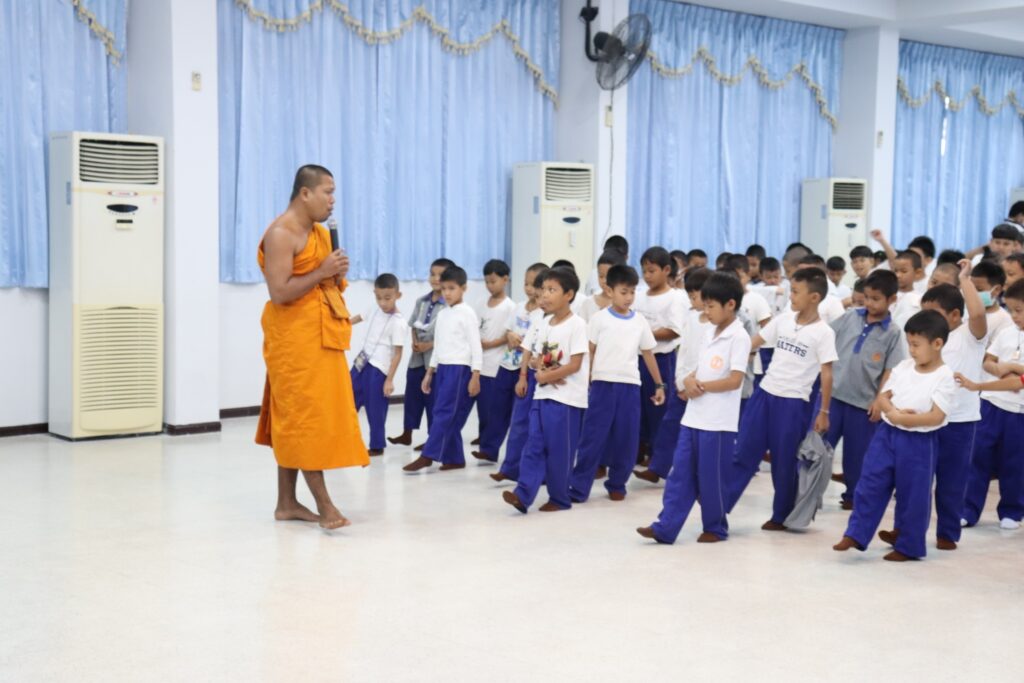 กิจกรรมเข้าค่ายพุทธบุตร ระดับชั้นประถมศึกษาปีที่ 1 – 2