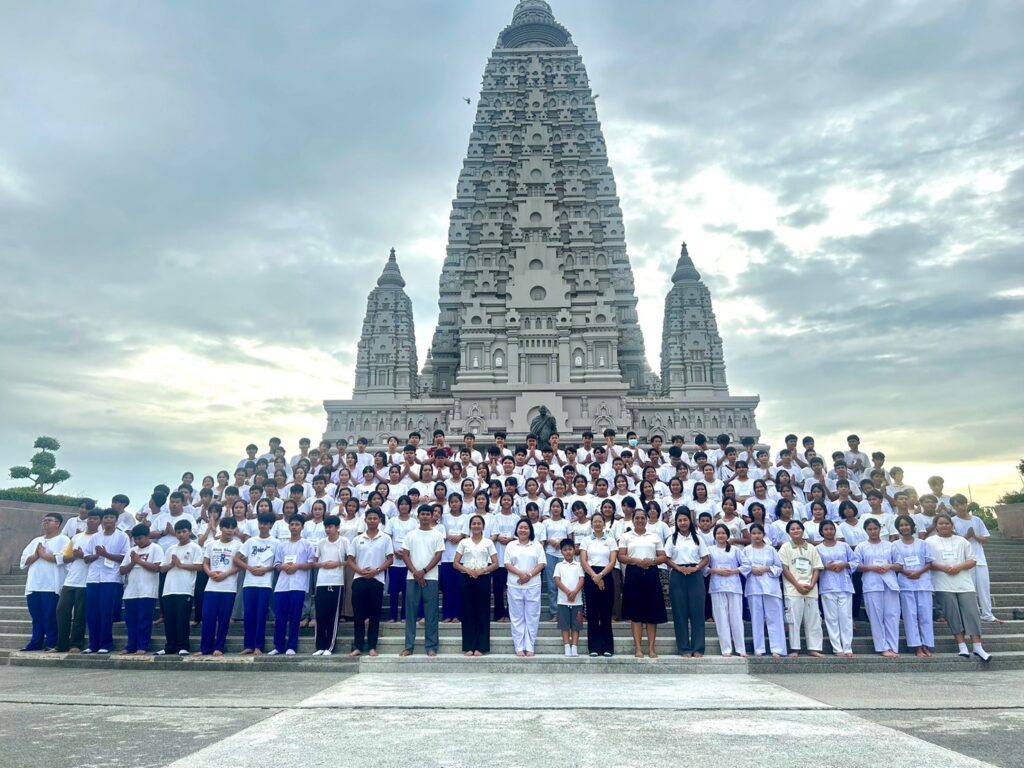 กิจกรรมเข้าค่ายพุทธบุตร ระดับชั้นมัธยมศึกษาปีที่ 3