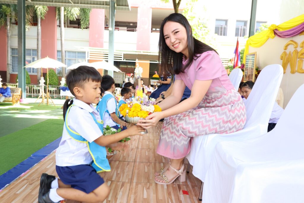 กิจกรรมไหว้ครู ปีการศึกษา 2567