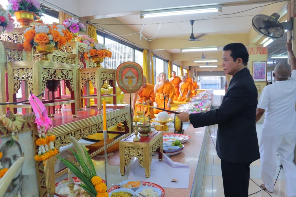 กิจกรรมทำบุญอุทิศส่วนกุศลให้แก่ครูและนักเรียน โรงเรียนวัดเขาพระยาสังฆาราม สพป.อุทัยธานี เขต 2