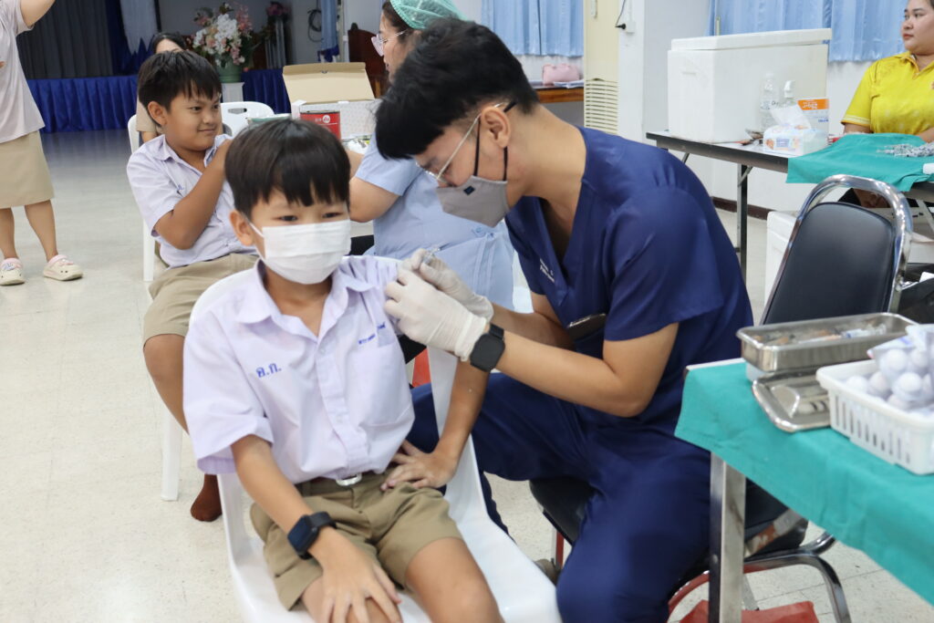 กิจกรรมฉีดวัคซีนป้องกันไข้หวัดใหญ่ 4 สายพันธุ์