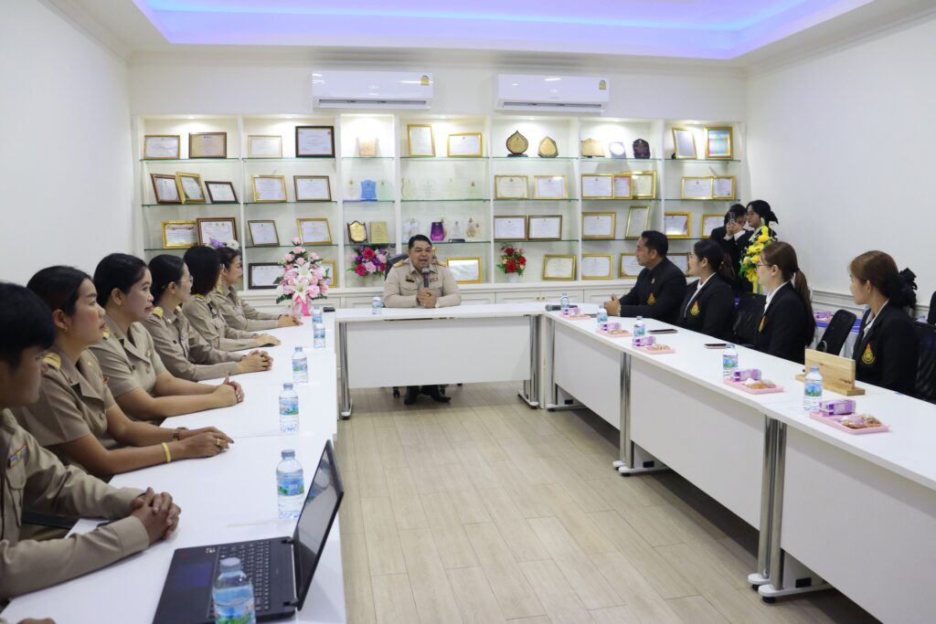 รับครูศิริวรรณ พงศ์จิระปัญญา ย้ายมาปฏิบัติหน้าที่