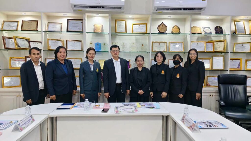 การประเมินผลงานเชิงประจักษ์เพื่อเข้าร่วมการคัดเลือกครูส่งเสริมการอ่าน และโรงเรียนส่งเสริมการอ่าน